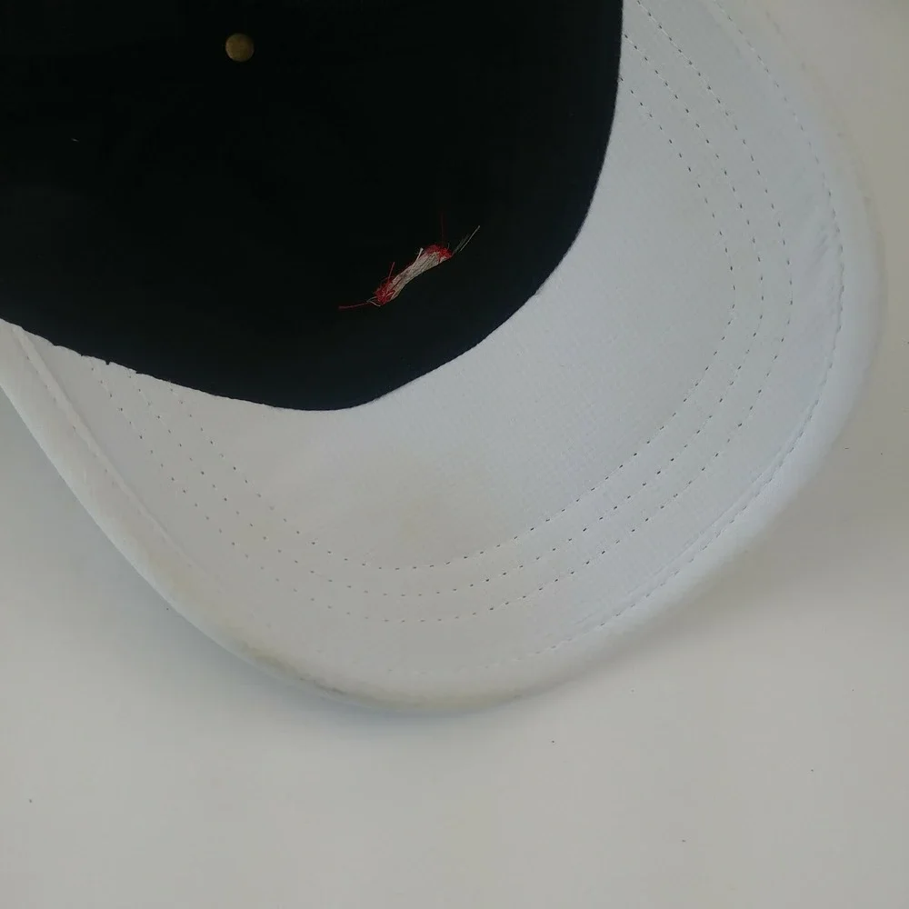 Garb this baseball